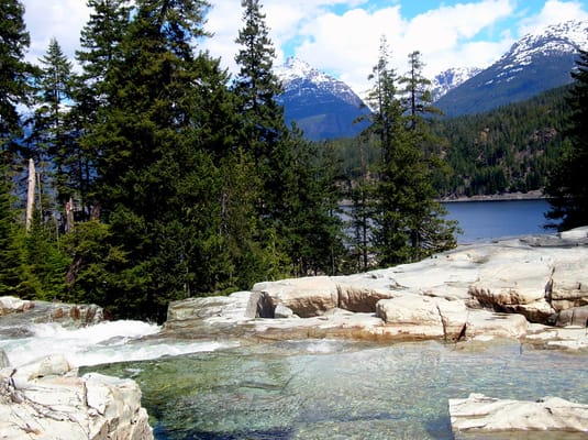 Les Lower Myra Falls, au bout de Buttle Lake.