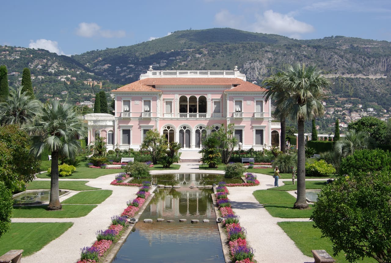 La villa Ephrussi de Rothschild et ses jardins, sur le Cap-Ferrat.