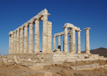 Les colonnes du temple de Poséidon au cap Sounion.