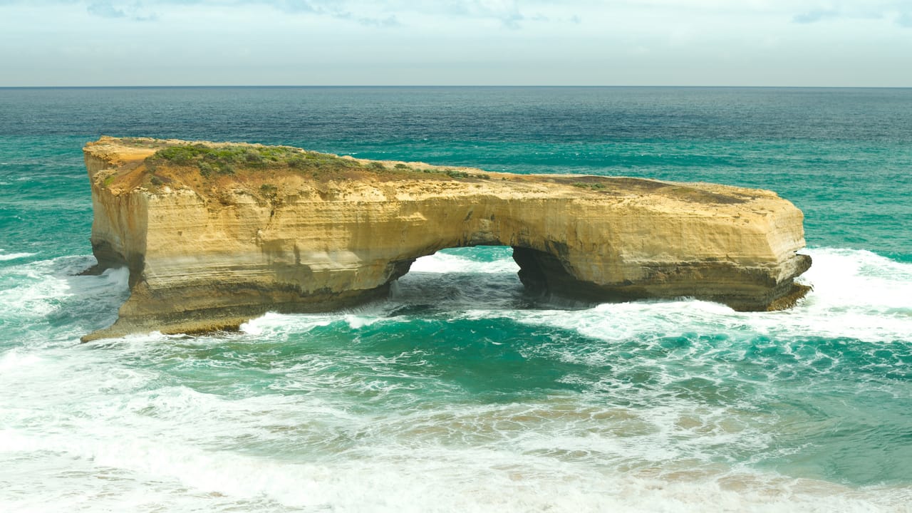 London Bridge, l’arche restée seule dans l’eau turquoise.