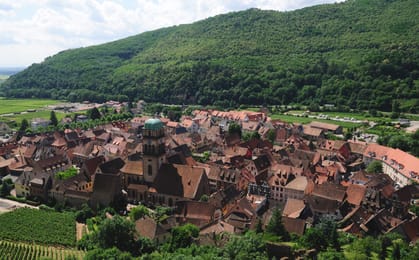 Kaysersberg au pied de son château.