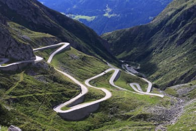 Les lacets de la Tremola, sur l’ancienne route du Gothard.